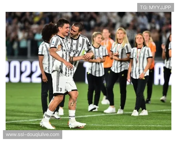 球员合同谈判趋势，自由转会市场活跃